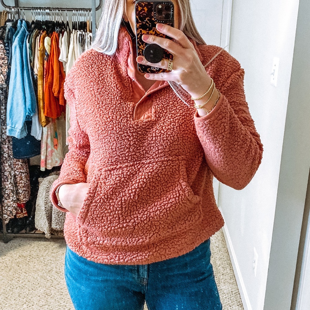 Wallflower Sherpa Teddy Faux Fur Pullover
